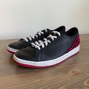 Nike Men’s 8.5 Black Red Air‎ Jordan 1 Centre Court Sneakers Tennis Shoes